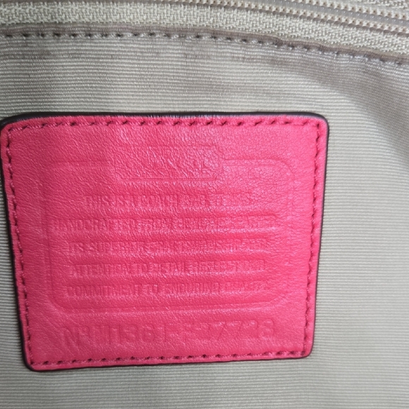 V-DAY SALE! Coach Bold Pink Shoulder Bag EUC - Picture 12 of 16